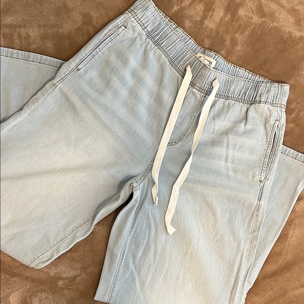 Maurices high rise, elastic waist, wide leg jeans